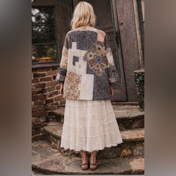 Patchwork quilted double sided jacket - Picture 4 of 16